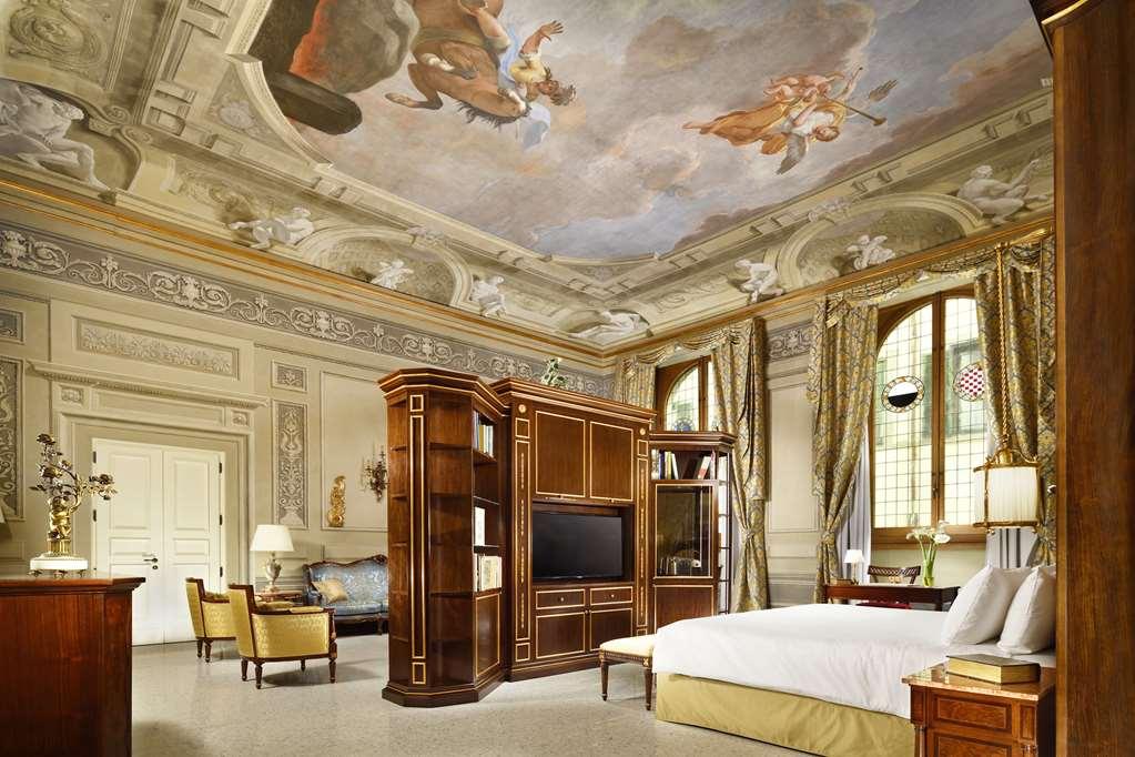 ホテル Palazzo Portinari Salviati Residenza D'Epoca フィレンツェ 部屋 写真