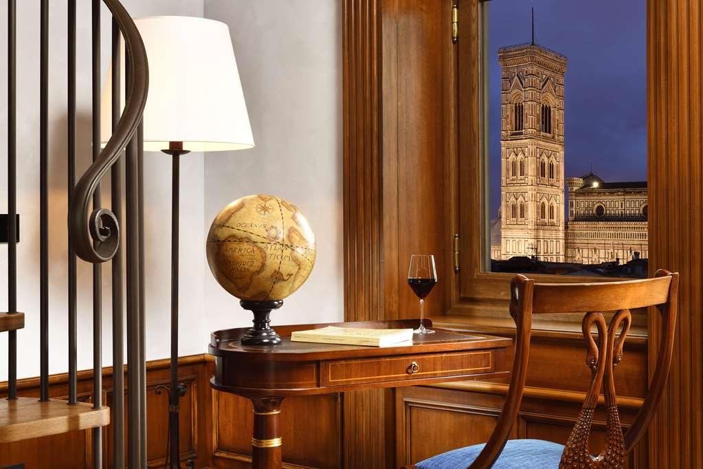 ホテル Palazzo Portinari Salviati Residenza D'Epoca フィレンツェ 部屋 写真